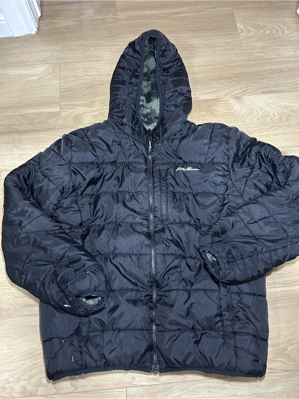 Eddie Bauer Black Hooded Insulated Puffer Jacket